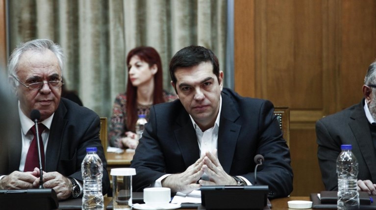 «Success story» και επίθεση σε δανειστές, αντιπολίτευση και διαπλοκή