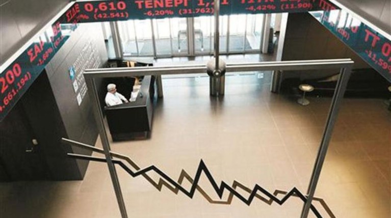 ΣΜΕΧΑ: Η αβεβαιότητα για την αξιολόγηση γκρεμίζει το χρηματιστήριο