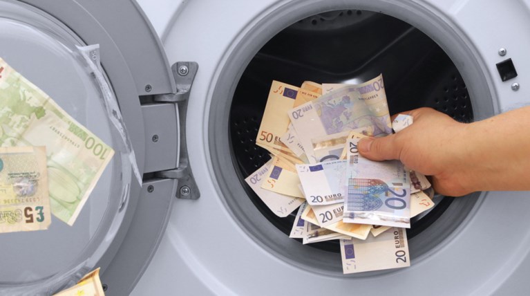 Οι Ευρωπαίοι κρύβουν €300 δισ σε... φούρνους και πλυντήρια!