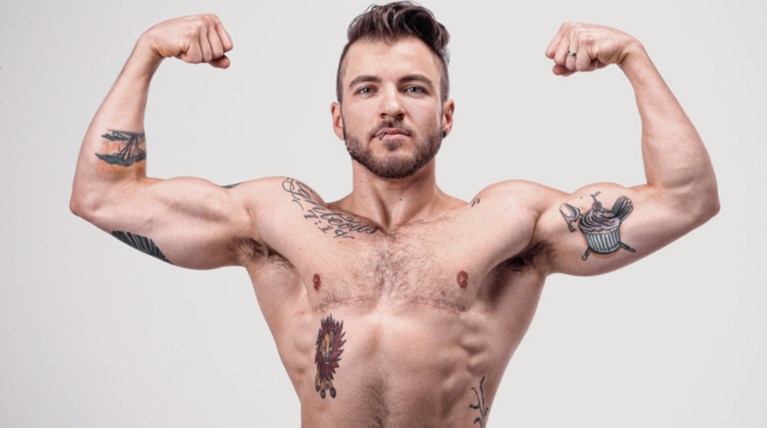 Ο πρώτος τρανσέξουαλ άνδρας έγινε εξώφυλλο στο Gay Times