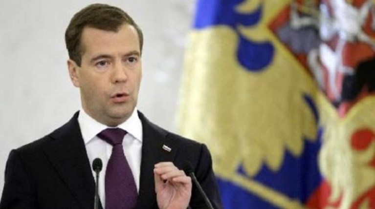 Νέες προειδοποιήσεις Μεντβέντεφ για το θέμα της Συρίας