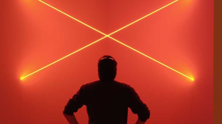 Λ. Κουριαντάκης: Ο φωτογράφος του Μουσείου Μπενάκη μας το ...παραδίδει