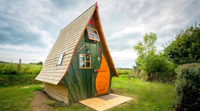 Το νεραϊδένιο σπίτι από ξύλο που... δεν φαντάζεστε τι περιλαμβάνει