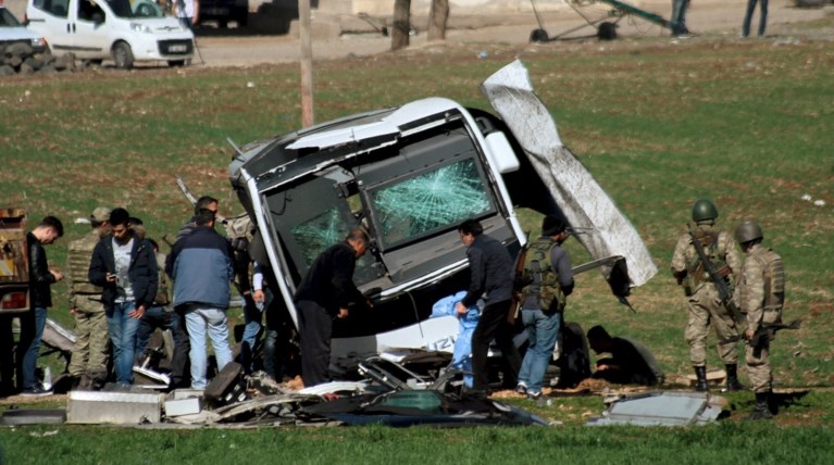 Νέα έκρηξη στην Τουρκία, χτύπησαν στρατιωτικό κομβόι