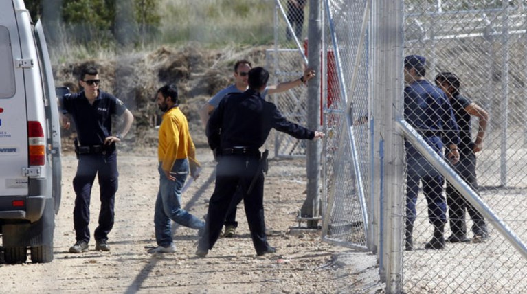 Εβρος: Επιχείρηση επαναπροώθησης 308 μεταναστών στην Τουρκία