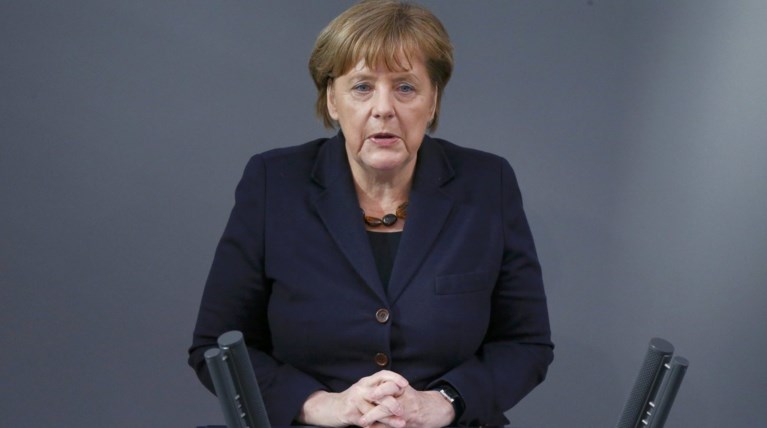 Μέρκελ: Η προσφυγική κρίση απειλεί το ευρώ