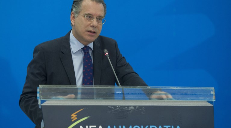 ΝΔ:Αυτοί που παρακαλούσαν να μην προσβάλουν την Ελλάδα