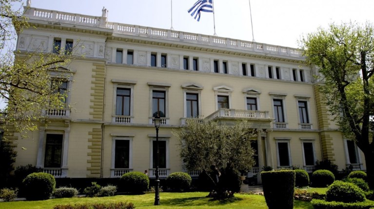 Τι θα ζητήσει ο Τσίπρας από τους αρχηγούς στο Προεδρικό