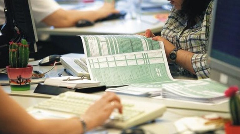Φορολογική...ενέδρα και για τα  εισοδήματα των 20 χιλ ευρώ