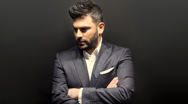 Φρίκη: «Κοράκια» πωλούν ιδιωτικές στιγμές του Παντελίδη