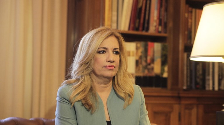 Φώφη Γεννηματά:Να μας πουν αν έχουν συμφωνήσει 150 χιλ. πρόσφυγες