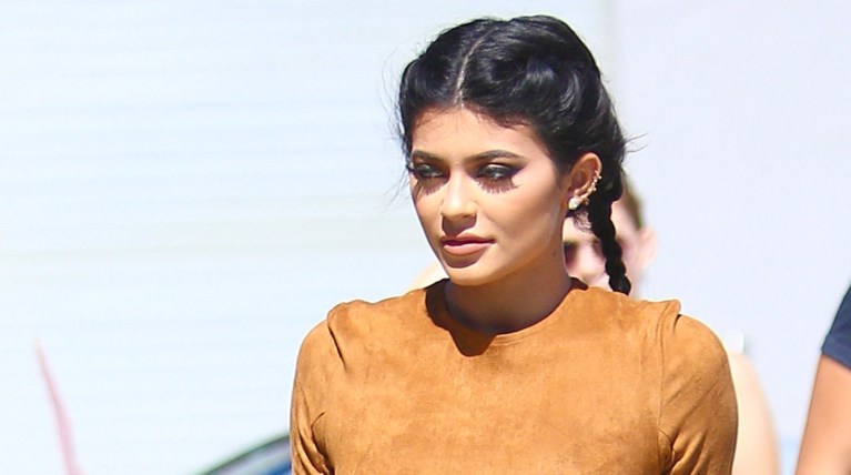 Η Kylie Jenner έχει τον πιο sexy bodyguard που έχεις δει