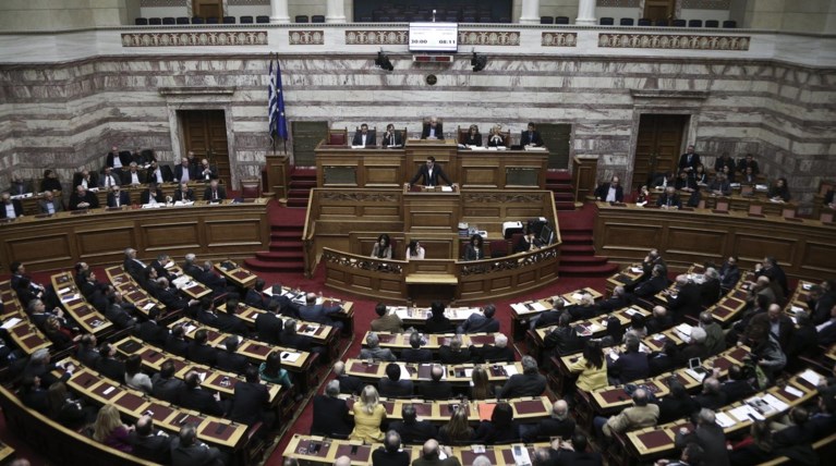 Γραφείο Προϋπολογισμού: Καμπανάκι για προσφυγικό, χρέος