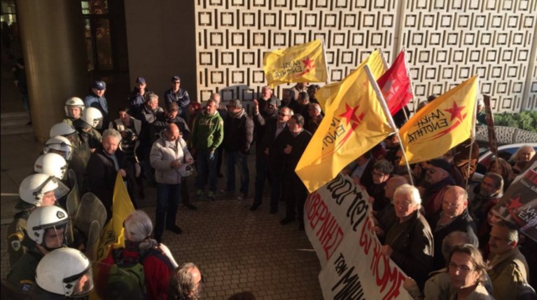 Έφοδος στο Χίλτον από Λαφαζάνη, Στρατούλη και ΛΑΕ
