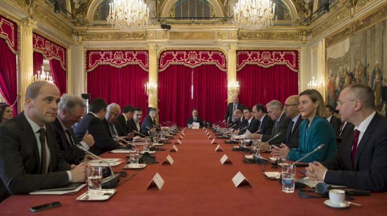 Tσίπρας:Να υψώσουμε τείχη σε όσους ζητούν φράκτες