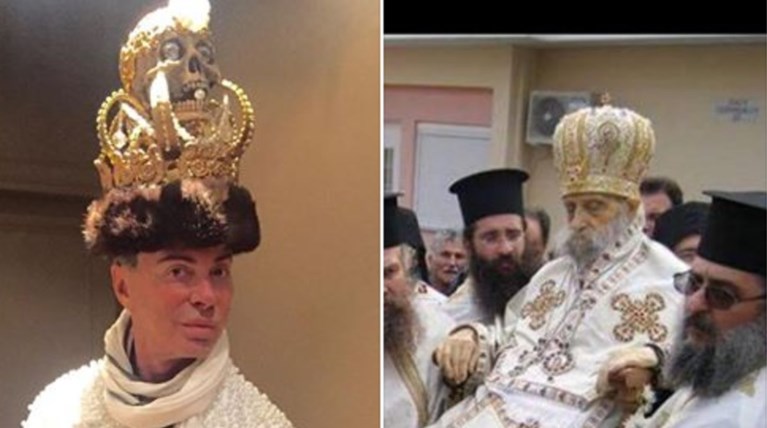 Απίστευτη ανάρτηση του Λάκη Γαβαλά για την περιφορά του νεκρού Μητροπολίτη