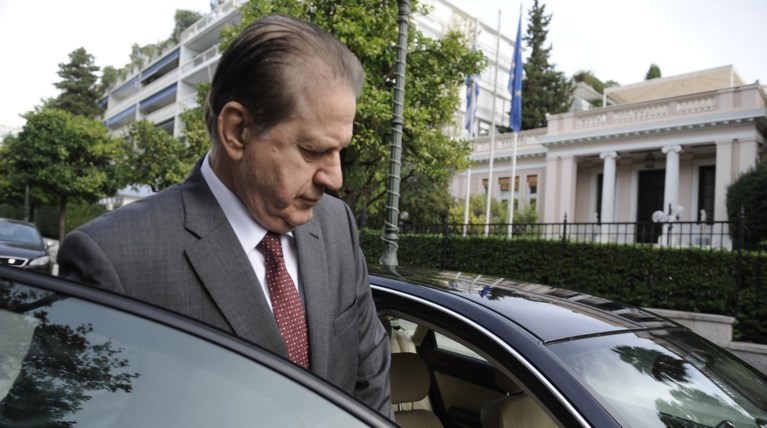 Νέο αδιέξοδο στη Βουλή, προς απόσυρση ο Πολύδωρας