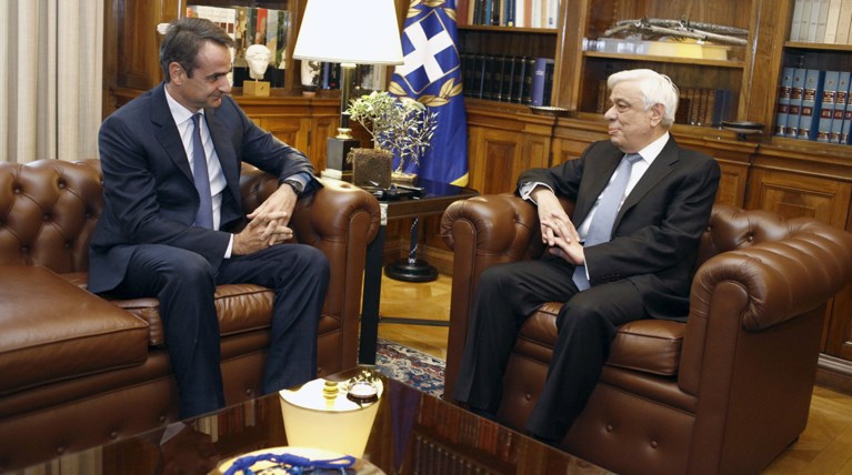 Οι διάλογοι Παυλόπουλου και Μητσοτάκη στο Προεδρικό