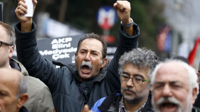 Γερμανικός Τύπος: Η Τουρκία κινείται ταχύτατα προς δικτατορία
