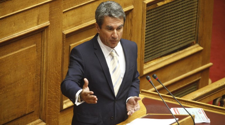 Λοβέρδος σε Παππά: Επρεπε να παραιτηθείτε έστω για εκτόνωση