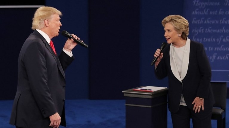 Το Κάιρο δείχνει ιδιαίτερη προσοχή στις αμερικανικές εκλογές