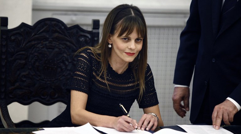 Τα σενάρια για τη φορολογία στα «μπλοκάκια». Παραδείγματα