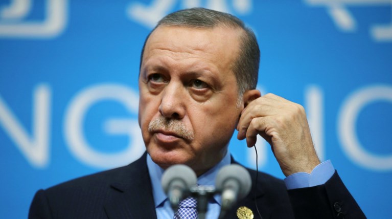 Ερντογάν:Με λένε δικτάτορα;Απ'το ένα αυτί μπαίνει από το άλλο βγαίνει!