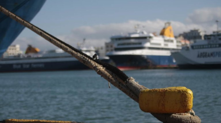 Προβλήματα στα δρομολόγια των πλοίων λόγω των ισχυρών ανέμων