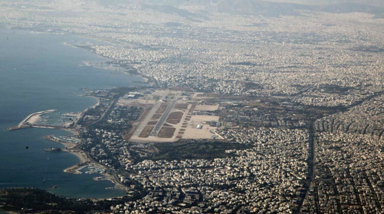 ΝΔ & ΠΑΣΟΚ: Η κυβέρνηση ολιγωρεί πάλι για τη μεγάλη επένδυση στο Ελληνικό