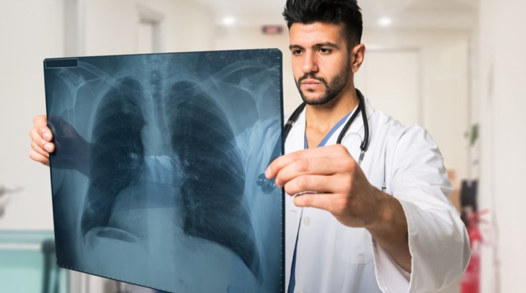 Τετρακόσιοι χιλιάδες ασθενείς δεν γνωρίζουν ότι πάσχουν από την ΧΑΠ
