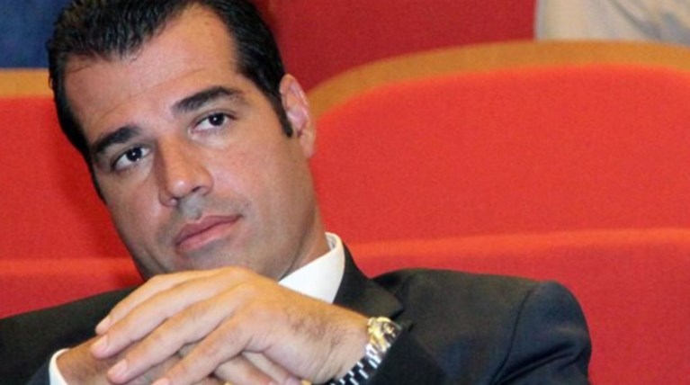 Τι απαντά η κλινική όπου υποβλήθηκε σε επέμβαση ο Πλεύρης