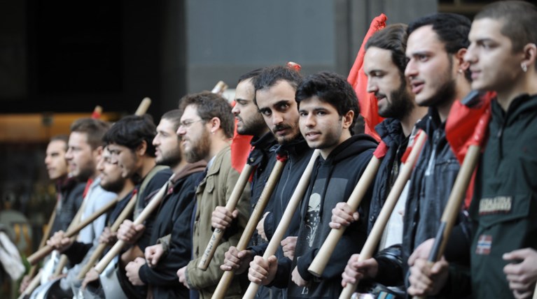 Πολυτεχνείο: Ξεκίνησε η πορεία - Δρακόντεια τα μέτρα ασφαλείας
