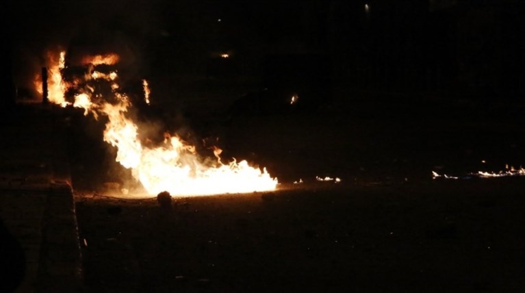 Πεδίο μάχης η Χίος με ακροδεξιούς και μετανάστες