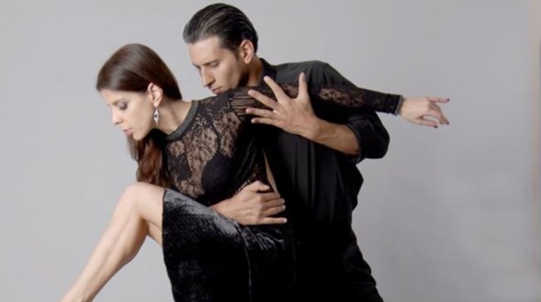 H μαγεία και το αυθεντικό πάθος ενός tango sensual στο Half Note