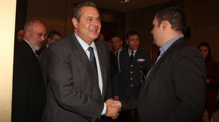 Στην 113 Πτέρυγα Μάχης για τον συντονισμό ο Πάνος Καμμένος