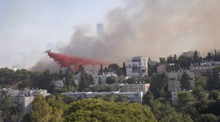 Κόλαση φωτιάς στη Χάιφα - 60.000 εγκατέλειψαν τα σπίτια τους