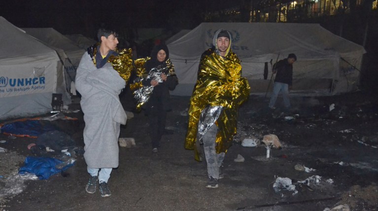 Γιαγιά και εγγονός έφτασαν από το Ιράκ στη Λέσβο για να πεθάνουν στη Μόρια