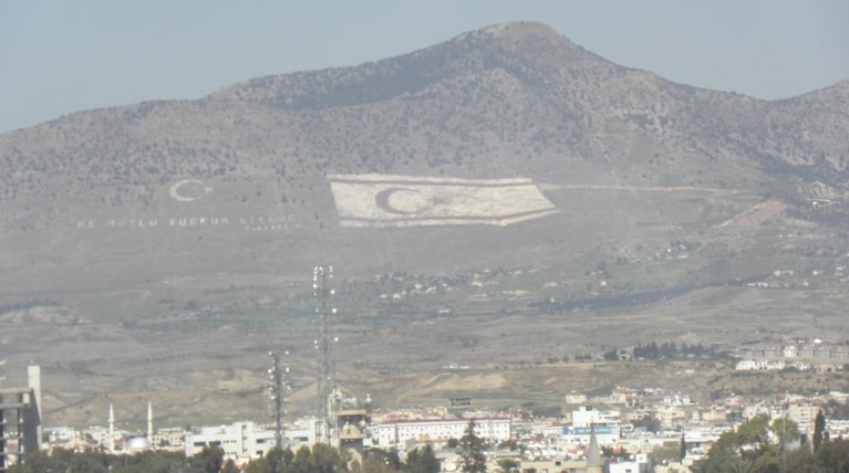 Αντιδράσεις στα κατεχόμενα για τα σχέδια προσάρτησης