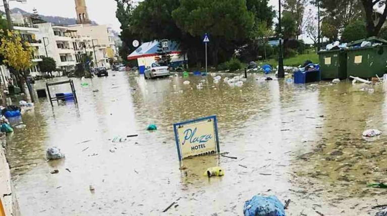 Ζάκυνθος: Κλειστά τα σχολεία, τεράστιες ζημιές από τη φονική νεροποντή