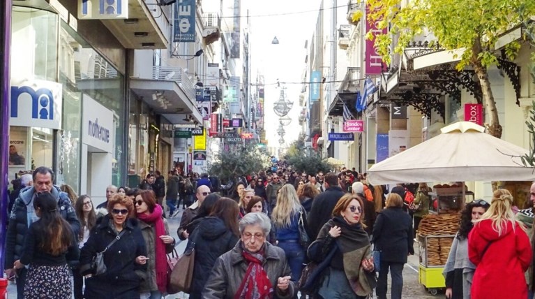 Από πότε αρχίζει το εορταστικό ωράριο στα καταστήματα