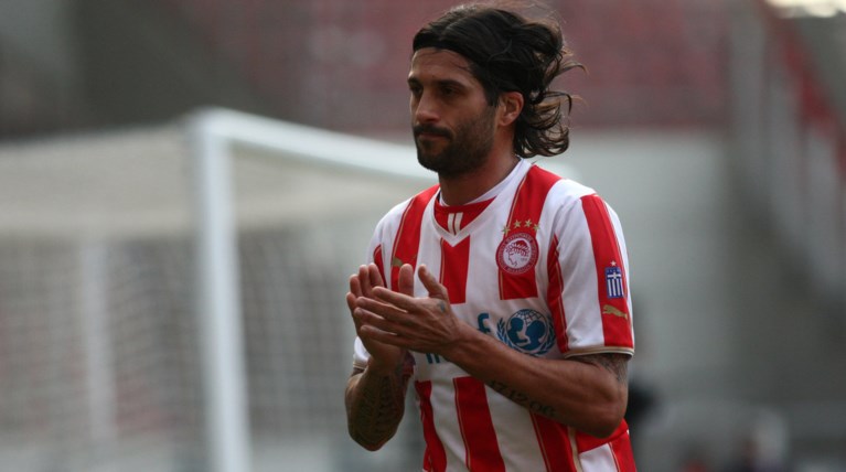 Διαρρήκτες στο σπίτι του Αργεντίνου σταρ του Ολυμπιακού Τσόρι Ντομίνγκες