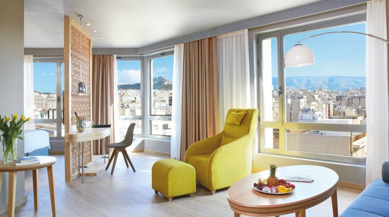 Ενα νέο ξενοδοχείο - κόσμημα μόλις άνοιξε στο κέντρο της Αθήνας [Εικόνες]