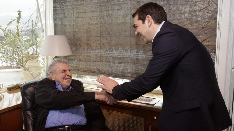 Μίκης Θεοδωράκης σε Τσίπρα: «Καλή αντάμωση στα Γουναράδικα»