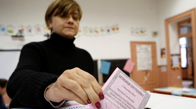 Μεγάλη νίκη του"όχι" στην Ιταλία, τριγμοί στην Ευρώπη