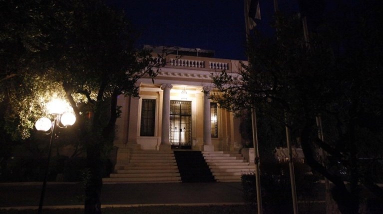 Πανηγυρίζει το Μαξίμου για την «επιτυχία» στο Eurogroup