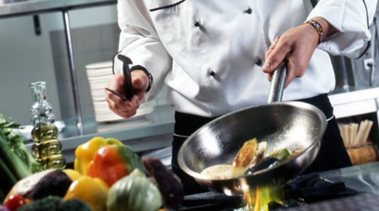 Σύμβουλος Ερντογάν:Κατάσκοποι οι σεφ που έρχονται στην Τουρκία