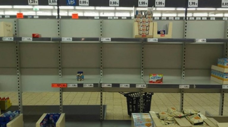 Άδεια ράφια στα σούπερ μάρκετ στο Ηράκλειο λόγω της απεργίας