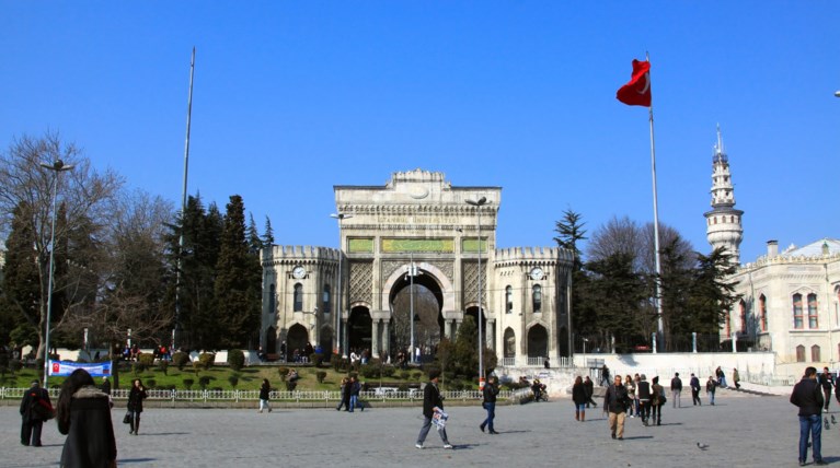 Ενταλμα σύλληψης για 87 στο Πανεπιστήμιο Κωνσταντινούπολης