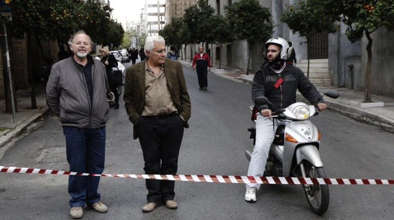 Διευκρινίσεις υπουργείου Εργασίας: Ποιοι συνταξιούχοι θα πάρουν το βοήθημα