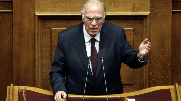 Λεβέντης:' Οποιος πρωθυπουργός μας βγάλει από το ευρώ θα πάει φυλακή
